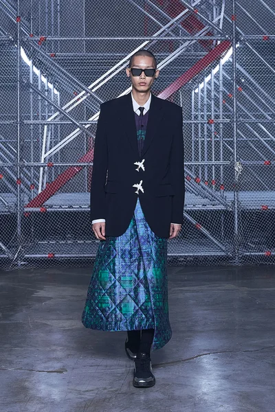 Look 95